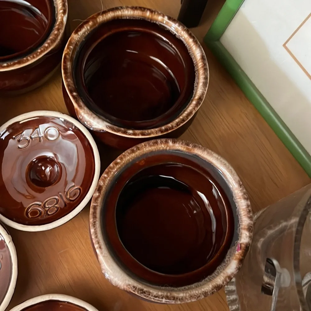 4 Vintage McCoy 340 Bean Pots with Lids